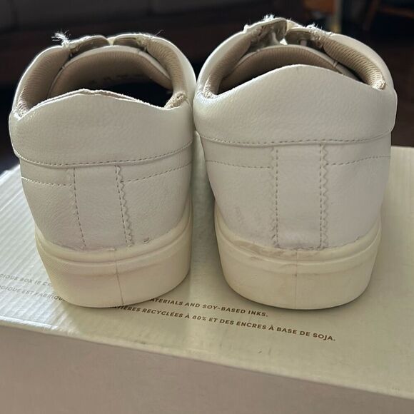 LifeStride Women's Happy Hour Machine Washable Lace Up Slip-in Sneakers. White. - Picture 6 of 14